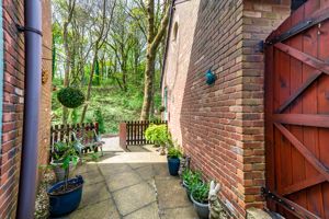 Photo 51- click for photo gallery